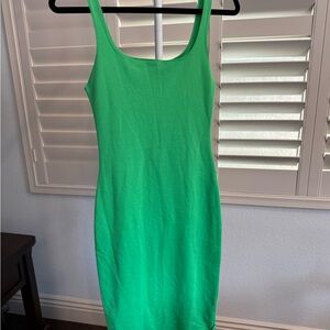Zara Green Midi Dress with Elegant Design